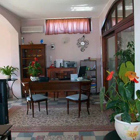 Hotel La Commenda 3*